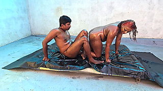 Oil Bath and Hard Fuck Sexy Bath with Couple Nilmini Sheron Dushantha Don