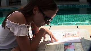 Curvy brunette flashing ass and giving blowjob outdoor