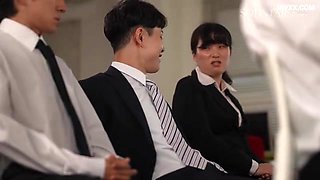 New Graduate Encounters Scary Female Boss at Pin Salon. Asian Erotic Video x2x656982445AD9943352