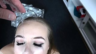 Girl gets very messy while sucking boyfriend!
