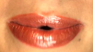 Hot MILF Dyanna Lauren Takes a Big Cock En Espanol