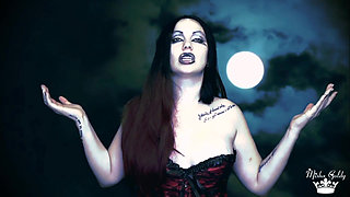 Cruel Banshee Will Eat You and Resurrect You Again and Again After You Cum in Her Mouth