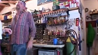 Garage Anal Fingering to Sloppy Ass-to-mouth Cleanup