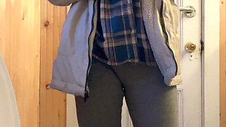 Hana Sit on Toilet Clean Her Hairy Pussy