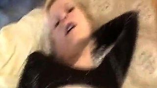 Arschfick-Creampie fr einen deutschen Hungerhaken