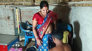 The brother-in-law fucked the neighbour Bhabhi after stripping her naked