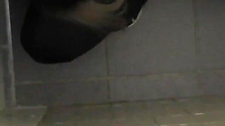 Das Glory Hole Am Busbahnhof