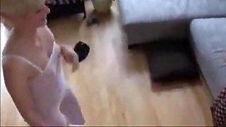 German Amateur Girl-Sharing