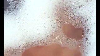 Ruby Onyx Bath-Squirt