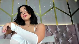 Big boobs milf masturbates with her dildo