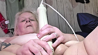 When the Dildos Not Working Monster Vibrations Pussy Hurting