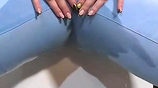Cameltoe MILF Dances, Teases & Pees in Her Jeans - Wet Fetish Fantasy 335
