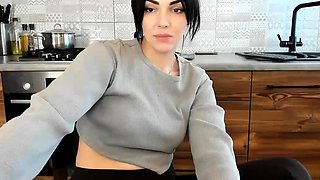 Masturbating piss fetish slut toying her ass