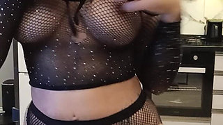 Fishnet Stockings Masturbation (ömer)