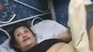 Assy squeeze my dick on missionary and hard fuck to her pussy .and she said she's virgin  she feels good so tight