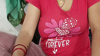 Girlfriend went to boyfriend's room at night, got the cock water out of her hand and talked dirty about getting rid of her mom's ass pussy Hindi Audio The