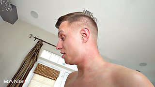 Mona Azars Bubble Butt Pounds Her Masseur