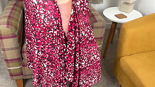 Aunty Sandra Layered up for You All Vgq 64B