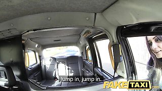Amateur sex with indescribable Valentina Bianco from Fake Taxi