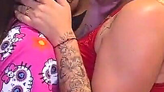 We Took Turns Sitting, Giving Blowjobs and Even Cumming... He Did It All and Came Deep Inside at the End.